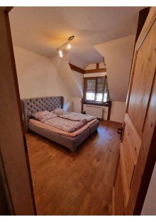 Schlafzimmer EFH Gro�z�giges Hofanwesen mit Einfamilienhaus, historischem Bestand, Scheunen und Entwicklungspotenzial