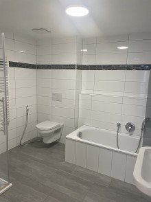 Badezimmer  Modernes Wohnen in der City - Gro�z�gige 3ZKB-Wohnung mit Balkon und Tiefgarage zu vermieten! 