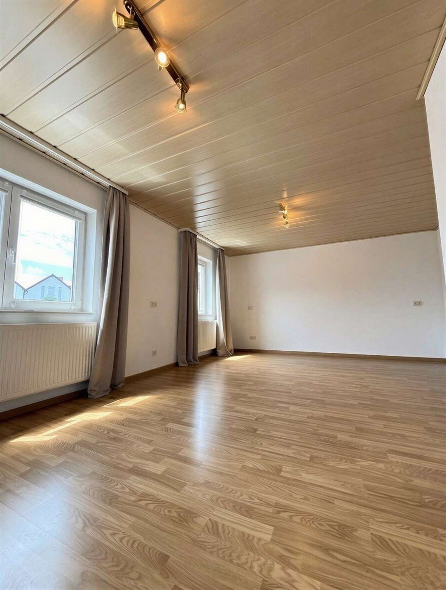 Wohnzimmer EG Zweifamilienhaus R�sselsheim am Main