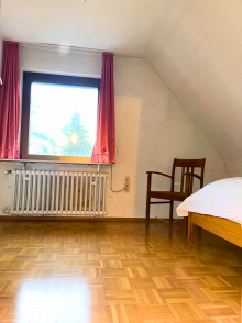 Schlafzimmer Freistehendes Einfamilienhaus auf gro�z�gigem Grundst�ck mit viel Raum f�r Kreativit�t