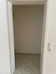 Souterrain Abstellraum-1 Sonnige 4-Zimmer-EG-Wohnung mit Balkon und Garten in S�dost