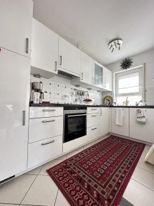 K�che Gepflegte 3-Zimmer Wohnung mit Einbauk�che, Balkon und Tiefgaragenstellplatz