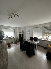 Wohnzimmer Gro�z�giges Einfamilienhaus/ Mehrgenerationenhaus im Herzen von Ober Hilbersheim