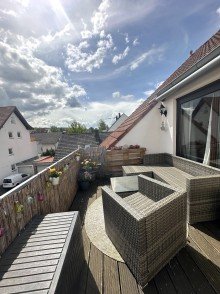 Terrasse  Wohntraum auf zwei Etragen mit Kamin, Dachterrasse und Garage - Ihr neues Zuhause 