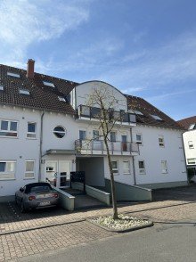 Au�enansicht Gepflegte 3-Zimmer Wohnung mit Einbauk�che, Balkon und Tiefgaragenstellplatz