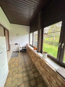 Eingangsbereich  Ihr Traumhaus mit gro�em Garten und 3 Garagen wartet auf Sie! 
