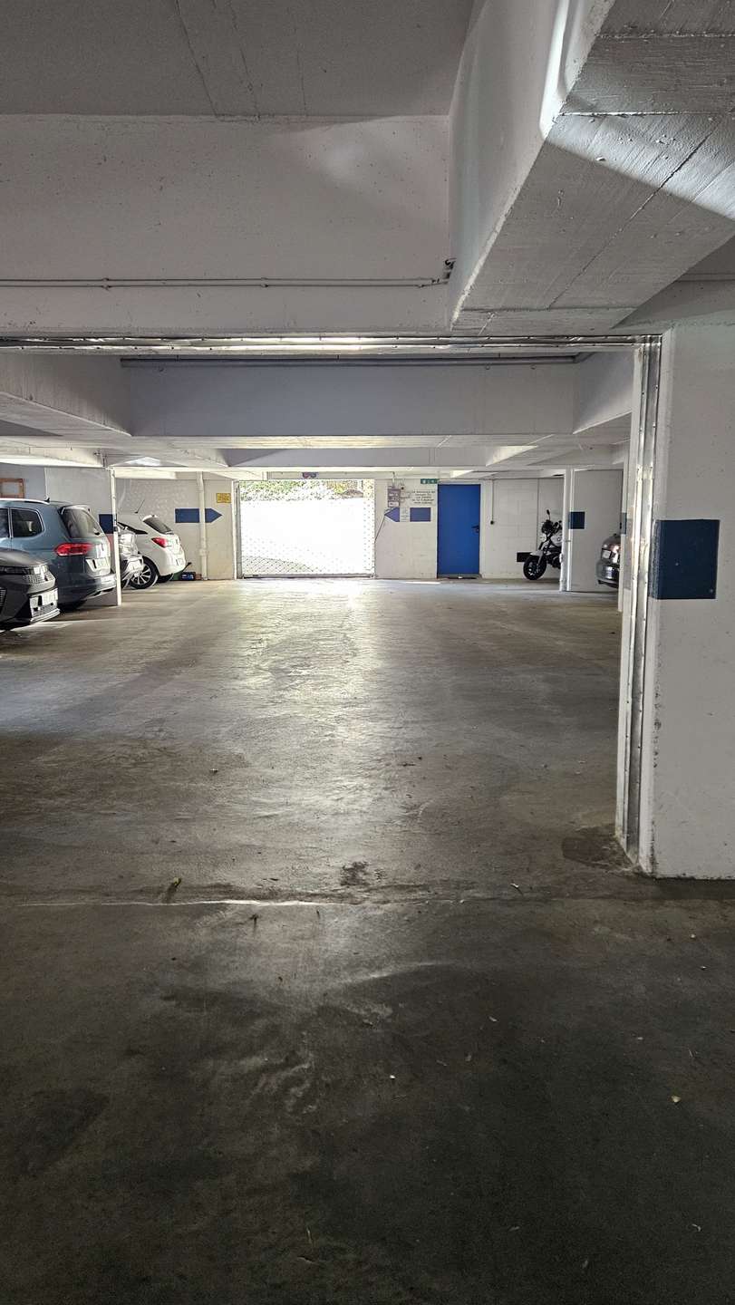 Tiefgarage Dachgeschosswohnung Eschborn
