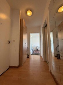 Flur Gem�tliche 2-Zimmer-Wohnung mit Stellplatz und Weitblick in Taunusstein