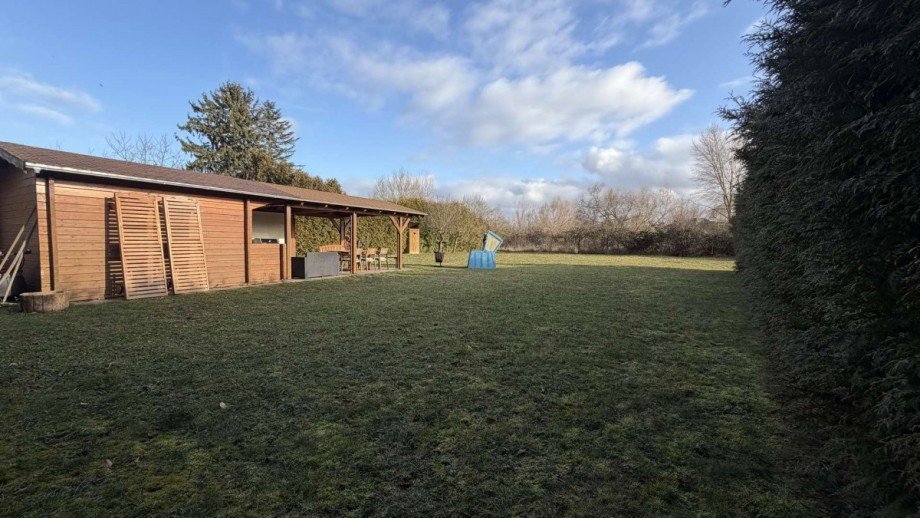 Garten Mehrfamilienhaus Trebur
