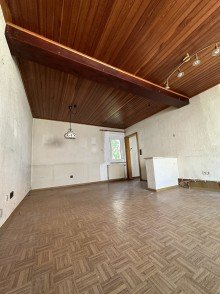 Wohnzimmer  Sanierungsobjekt Doppelhaush�lfte mit Garten | Fantastischer Mainblick. 