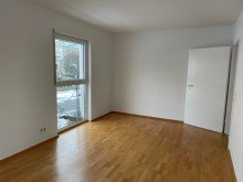 Zimmer gro� 4 Sonnige 4-Zimmer-EG-Wohnung mit Balkon und Garten in S�dost