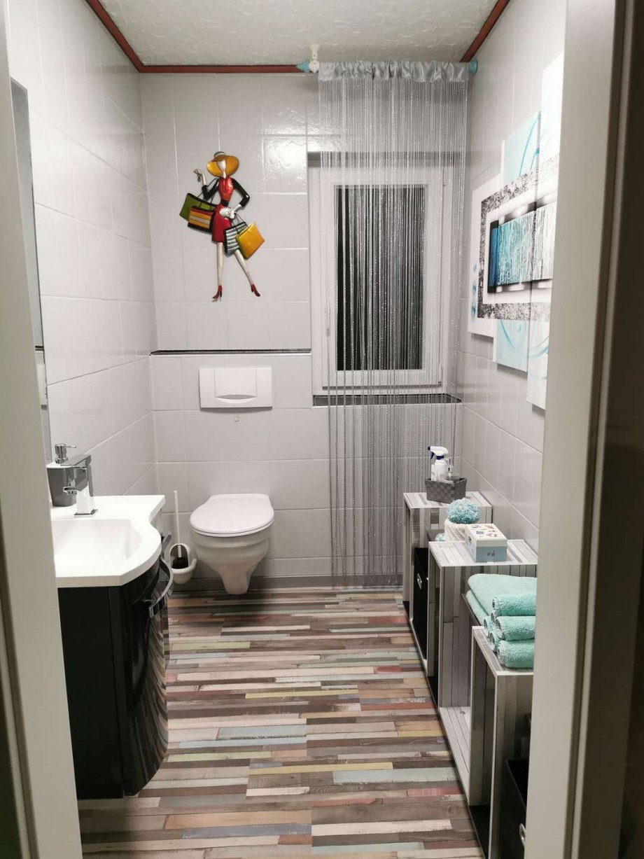 G�ste WC Maisonettewohnung Erbes-B�desheim