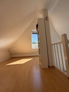 Dachspitz *Reserviert* Lichtdurchflutete Maisonette-Wohnung in attraktiver Hanglage von Bad Schwalbach
