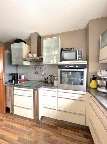 K�che  Wohntraum auf zwei Etragen mit Kamin, Dachterrasse und Garage - Ihr neues Zuhause 
