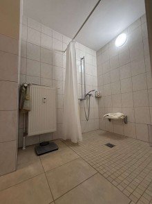 Badezimmer 1 Attraktives 5-Parteienhaus in Mainz-Hechtsheim - Solides Investitionsobjekt mit Potenzial