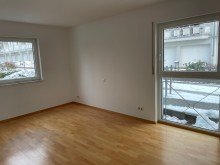 Zimmer gro� 1 Sonnige 4-Zimmer-EG-Wohnung mit Balkon und Garten in S�dost