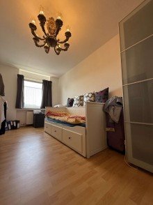 Schlafzimmer Gem�tliche 2-Zimmer-Wohnung mit Stellplatz und Weitblick in Taunusstein