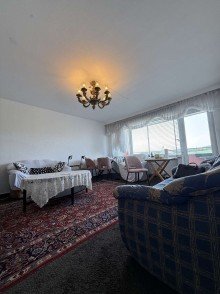 Wohnzimmer Gem�tliche 2-Zimmer-Wohnung mit Stellplatz und Weitblick in Taunusstein