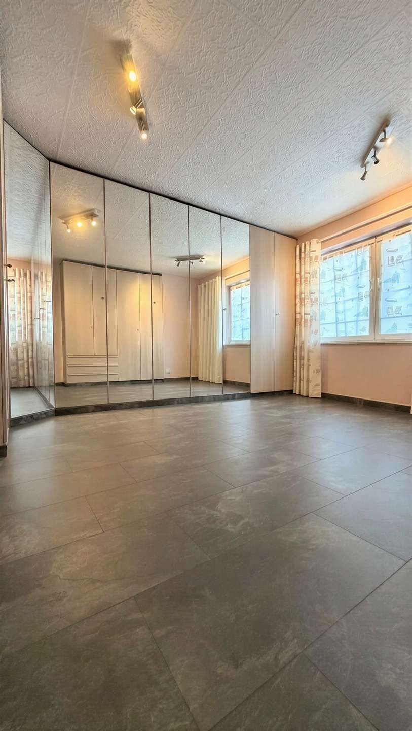 Schlafzimmer 1 Maisonettewohnung Erbes-B�desheim