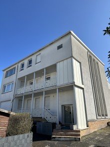 Au�enansicht Hinten  Nutzen Sie dieses solide Mehrfamilienhaus f�r langfristige Ertr�ge. Viel Potenzial! 