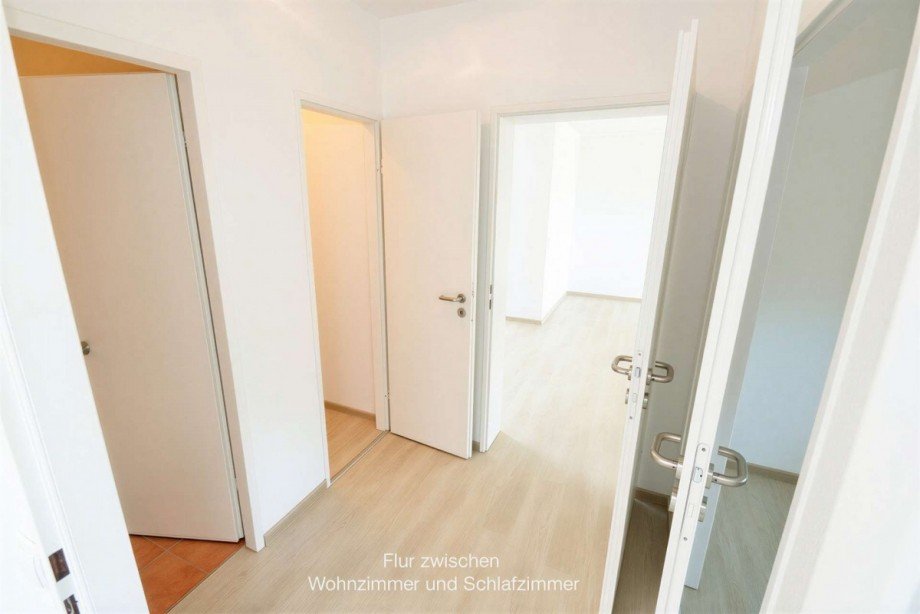 Flur - (KI generiert) Etagenwohnung Wiesbaden