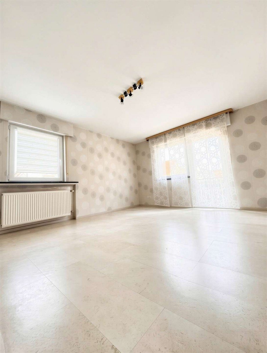 Schlafzimmer 1.OG Zweifamilienhaus R�sselsheim am Main