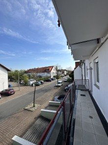 Balkon 2 Gepflegte 3-Zimmer Wohnung mit Einbauk�che, Balkon und Tiefgaragenstellplatz