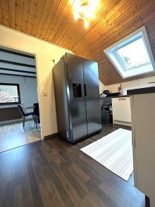K�che 1.OG  Ihr Traumhaus mit gro�em Garten und 3 Garagen wartet auf Sie! 