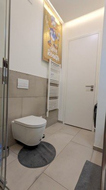 Badezimmer  Glamour�ses Leben in der City: The Flare - Luxus pur in Frankfurt! 