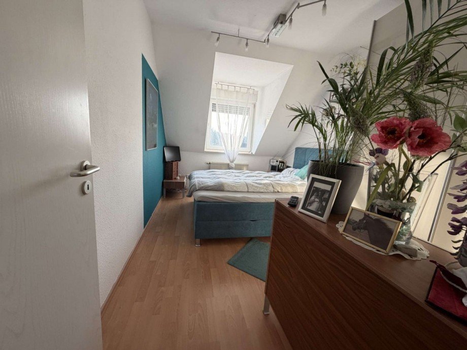 Schlafzimmer 1 Dachgeschosswohnung Eschborn