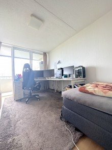 Schlafzimmer Nr. 1 Gro�z�gige Maisonette Wohnung mit traumhaftem Ausblick | EBK | Teilweise saniert